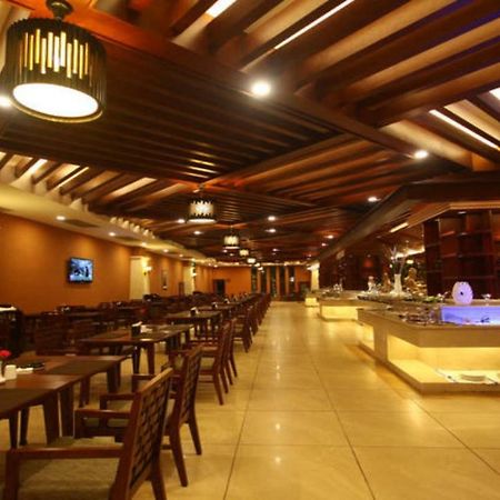 Ramada Plaza Xishuangbanna Otel Dış mekan fotoğraf
