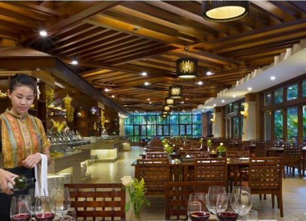 Ramada Plaza Xishuangbanna Otel Dış mekan fotoğraf
