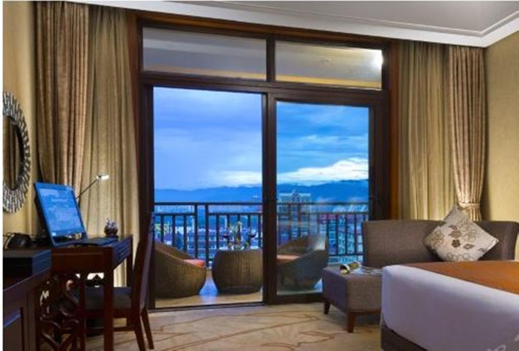 Ramada Plaza Xishuangbanna Otel Dış mekan fotoğraf