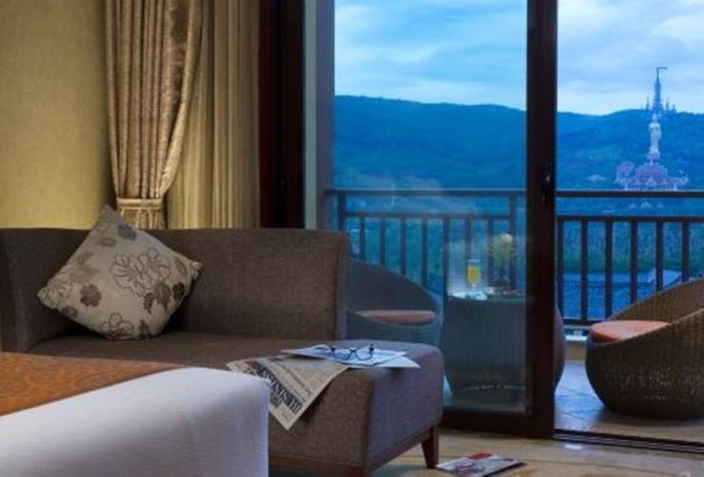 Ramada Plaza Xishuangbanna Otel Dış mekan fotoğraf