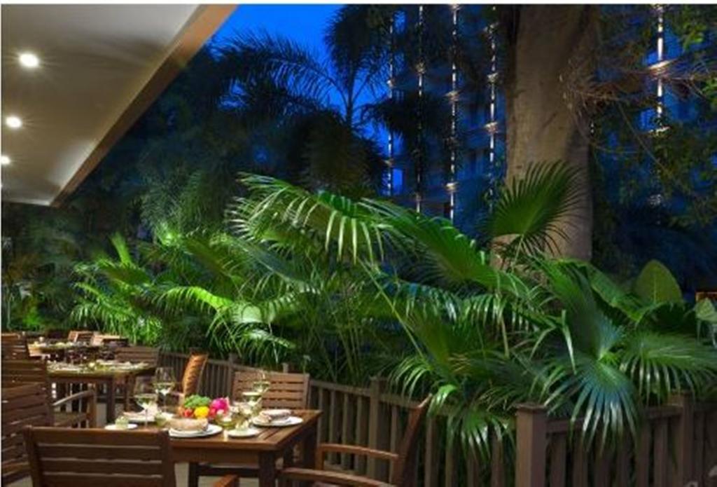 Ramada Plaza Xishuangbanna Otel Dış mekan fotoğraf