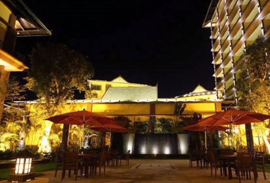 Ramada Plaza Xishuangbanna Otel Dış mekan fotoğraf