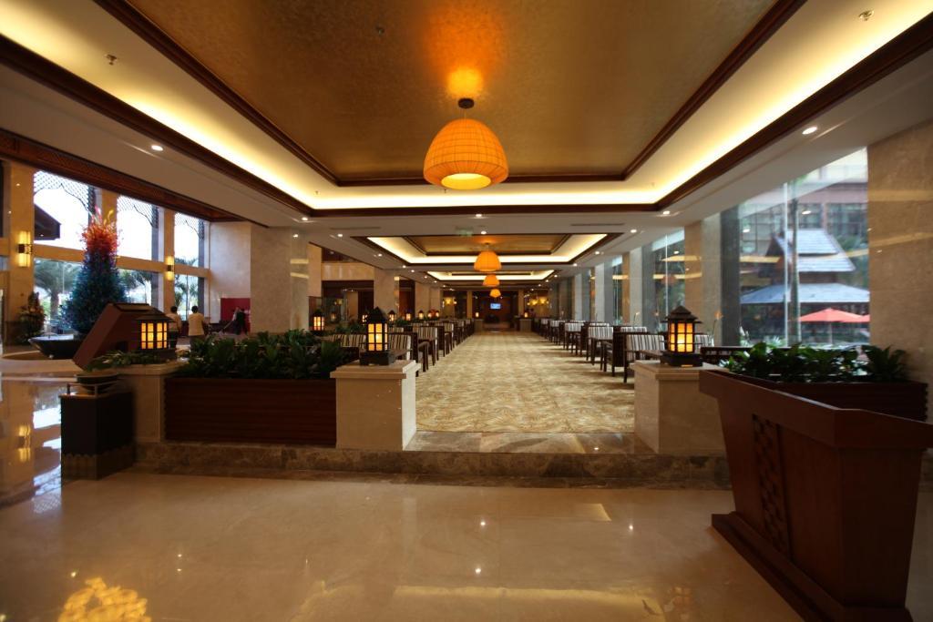 Ramada Plaza Xishuangbanna Otel Dış mekan fotoğraf