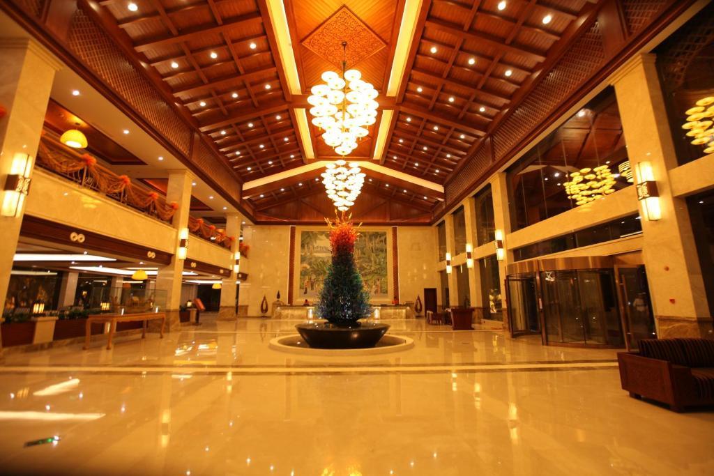 Ramada Plaza Xishuangbanna Otel Dış mekan fotoğraf